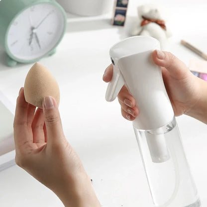 Breesh Ultra-Fine Mist Spray Bottle